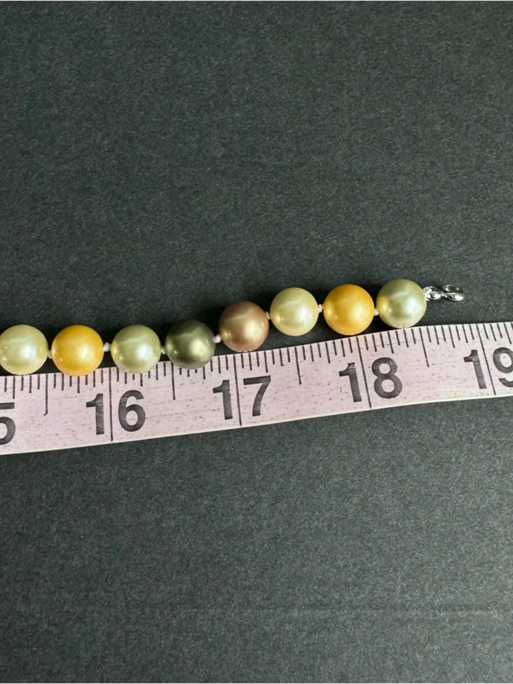 Vintage Multicolor‎ Pearl Bead Necklace Yellow Gold Champagne Old Money Capsule